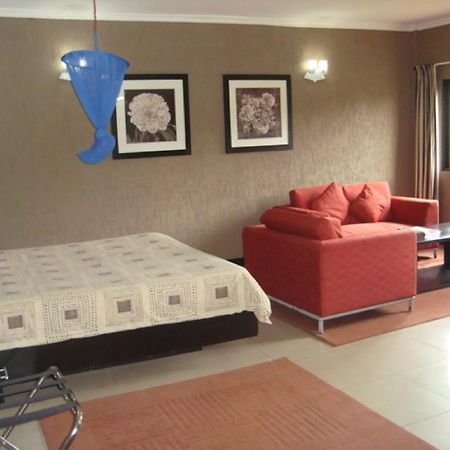 Pacific Bed and Breakfast Lilongwe Esterno foto